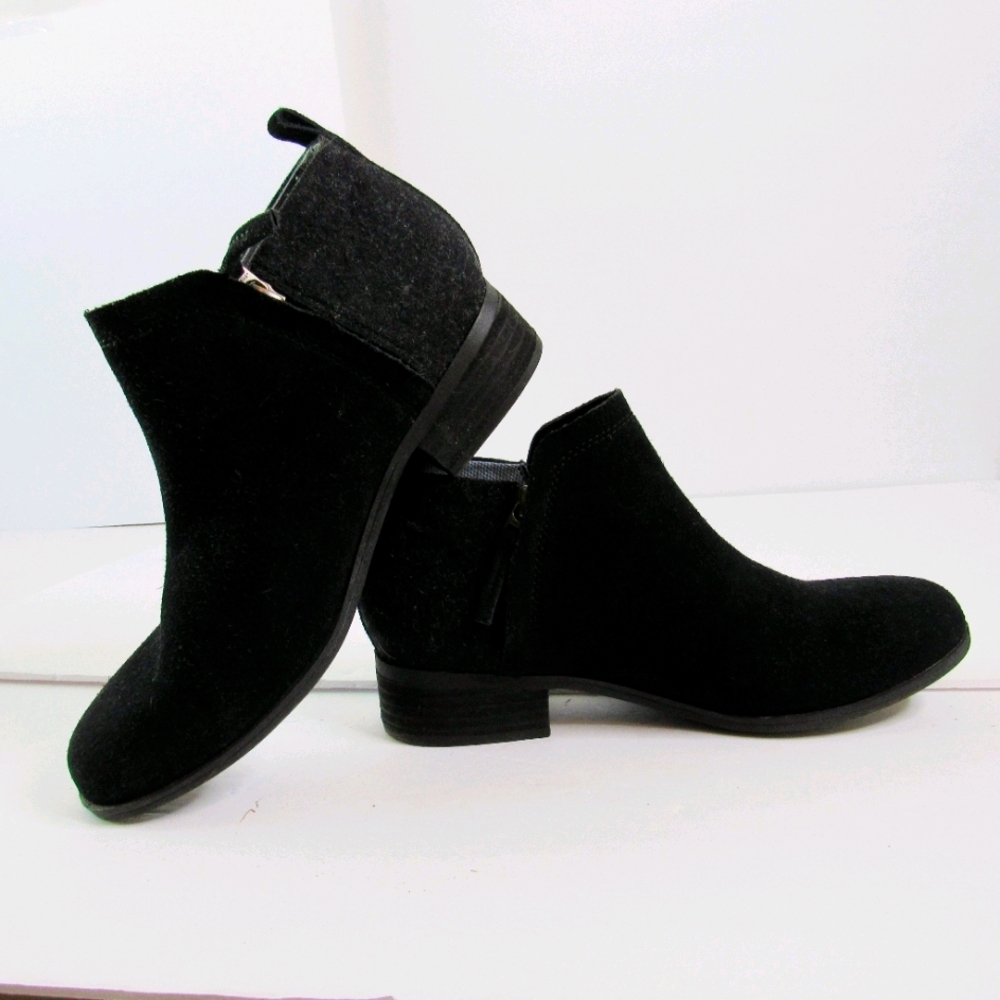 TOMS DEIA Black Suede Leather Booties Size 8